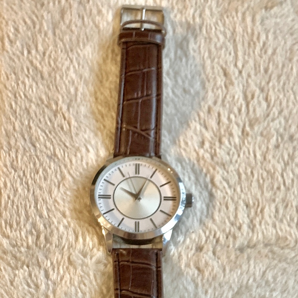 Mens Watch - Picture 3 of 3